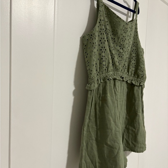 NWT Cupcakes & Cashmere Kids Green Eyelet Romper Girl's Size Large 10/12 - Picture 4 of 8